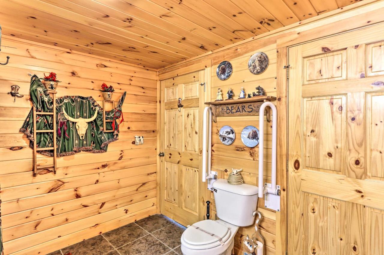 Wheelchair-Accessible Murphy Cabin With Fire Pit! Villa Exterior foto